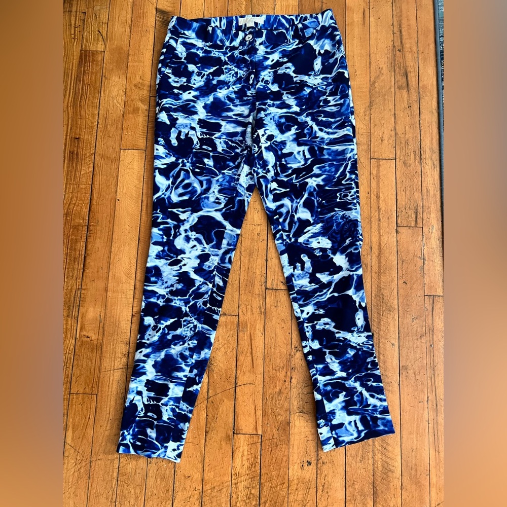 Michael by Michael Kors Blue Wave Print Ankle Pants in a Size 6